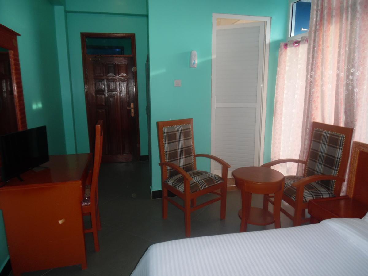 Bl Airport Hotel Dar es Salaam Exterior photo